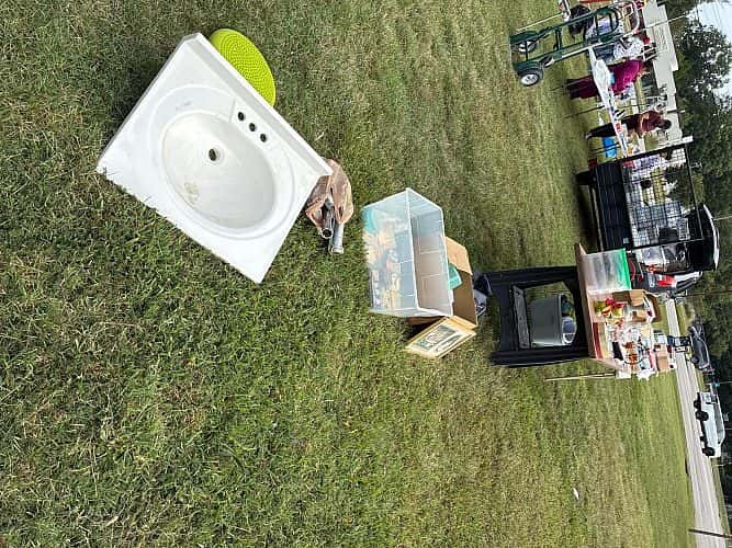 LARGE YARD SALE FROM LONG TIME SELLERS