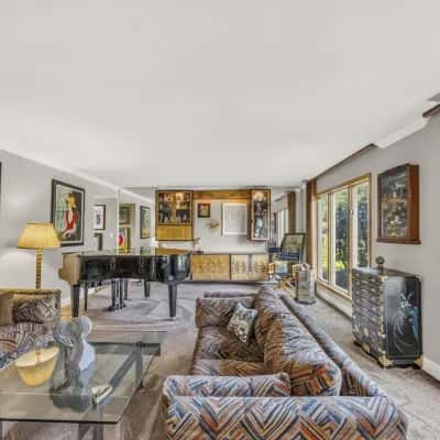 Marlboro Moving Sale~ "World Traveler Collectibles" COUTURE! MCM, Art, Decor, Furniture, Outdoor