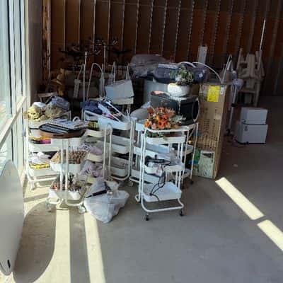 Blow out nail salon, everything must go, work stations, stools, wash/dryer