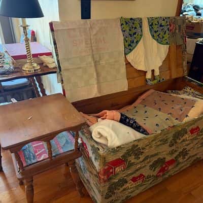 ANTIQUE Estate Sale in Pea Ridge, AR! Tons of collectibles!