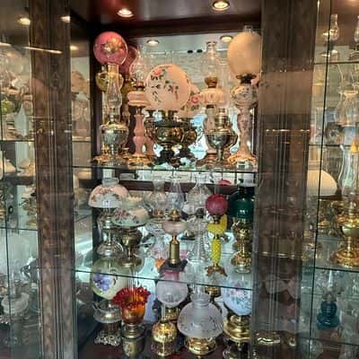 Brandon 3 Day Estate Sale! Huge Oil Lamp Collection! Hosted by Fresh Start Estate Liquidators