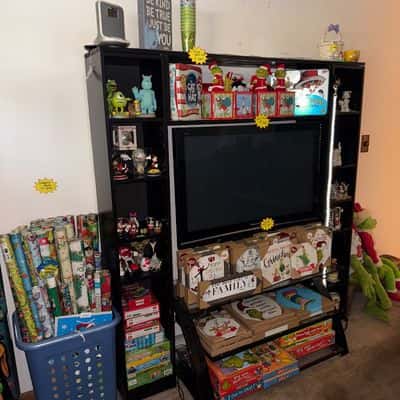 COLLECTOR HOARDER ESTATE MOVING GARAGE SALE!!