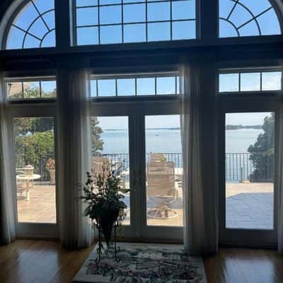 20% Off Incredible Lake Murray Waterfront Estate in Timberlake Country Club filled with Treasures