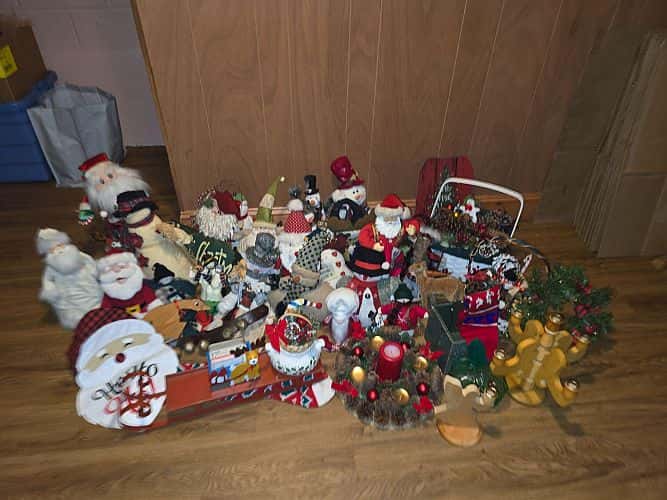 Country/Farmhouse Holiday Extravaganza