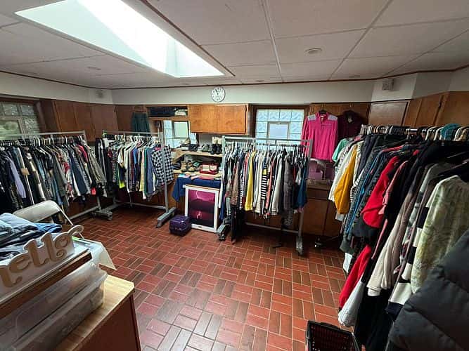 1/2 OFF Huge Garage Sale: 7 families, tons of stuff, air-conditioned workshop!
