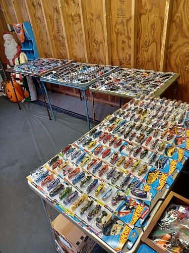 Calling all Hot Wheel, blow mold, records, tapes, and Pez collectors