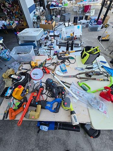 Huge Yard Sale!! 2837 South Stewart St Kissimmee. 9a.m. 8/21-8/23 Fri - Sun