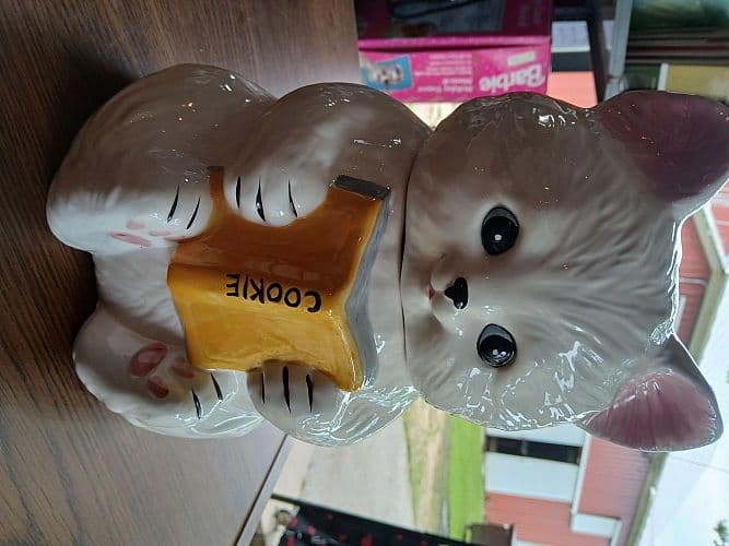 Garage sale Tuesday-Thursday — photo 1