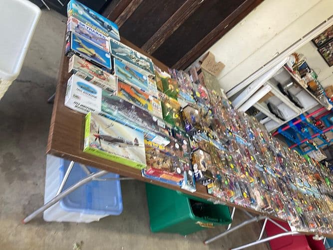 HUGE Multi family garage sale, Star Wars, Star Trek, dicast, nascar, motu