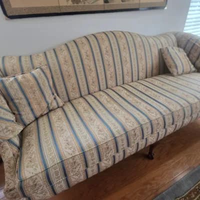 Garage Sale multi Family — photo 1