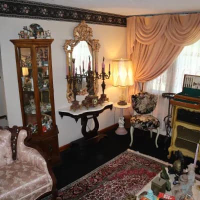 LAST MINUTE ESTATE! Loaded 3rd Generation HIGH END Bedford Home - Vintage Everything! TOOLS! Unreal! — photo 1