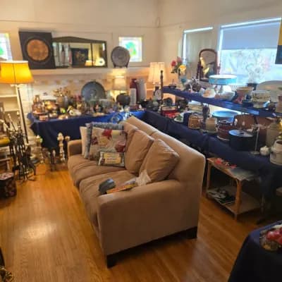 50 year home of Alameda Antique Store family — photo 1