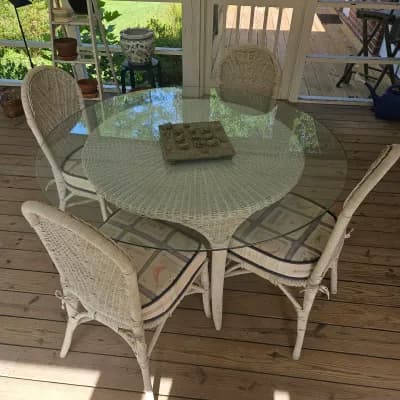 Hickory Sizing Down Estate Sale