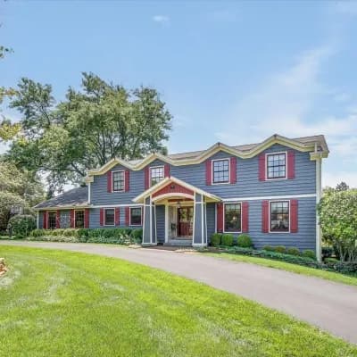 Estate Sale in Lake Barrington