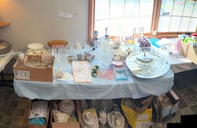 ** Indoor/Outdoor Garage/Yard Sale **