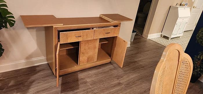 Moving sale — photo 1