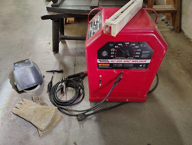 INDOOR GARAGE SALE! Lots of Tools and other great items! — photo 1