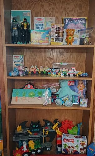 Multifamily garage sale