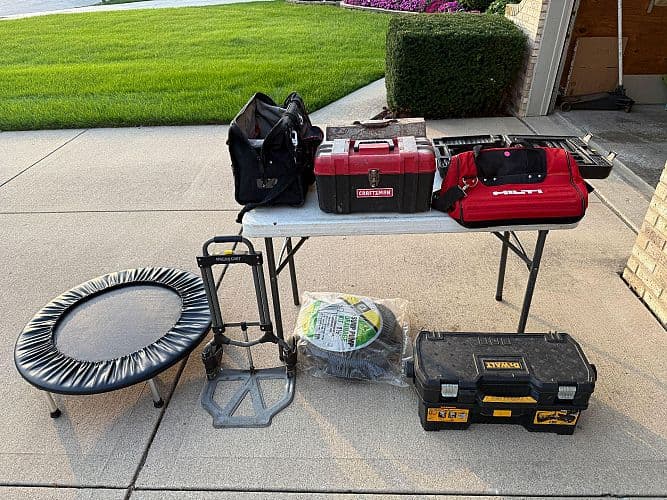 Mokena Garage Sale (Grasmere)