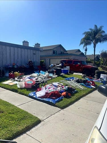 Garage / Yard Sale