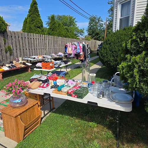 GARAGE SALE - FILL YOUR BAG FOR $5 SUN 08/30 | 9AM-230PM