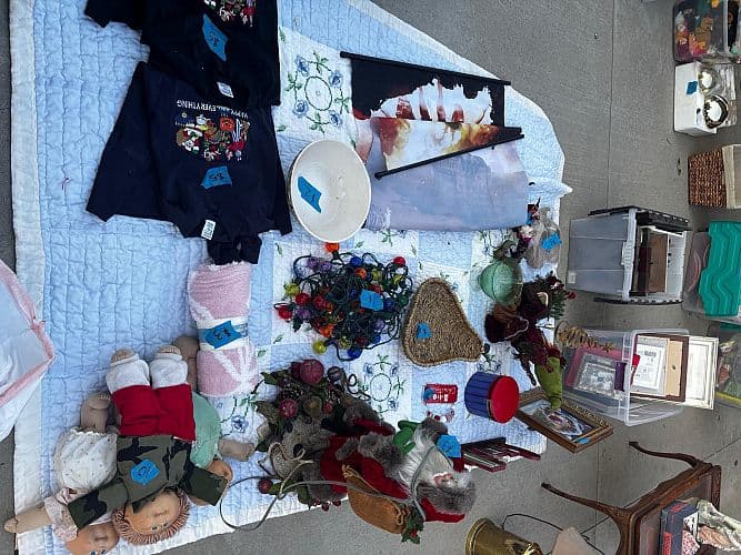 Garage Sale SUNDAY 8/30