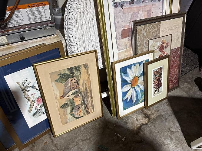 Moving Sale EVERYTHING under$10