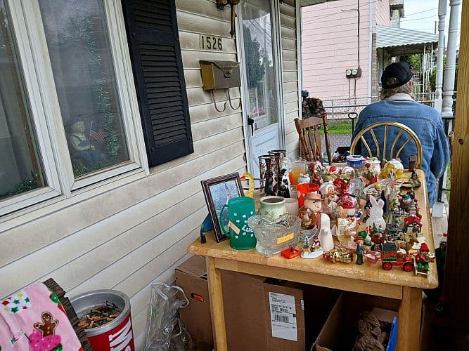 Porch sale Rain or shine until snow fall