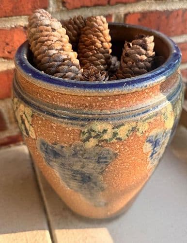 40% OFF Eclectic Clayton Estate Moving Content Sale