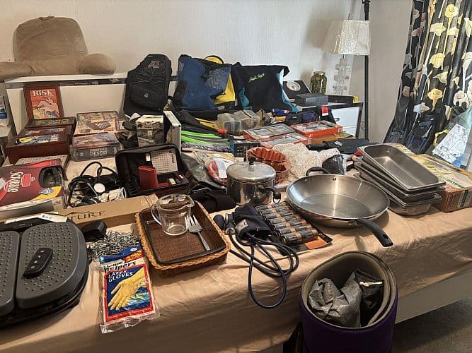 Ongoing SALE - Phone before coming