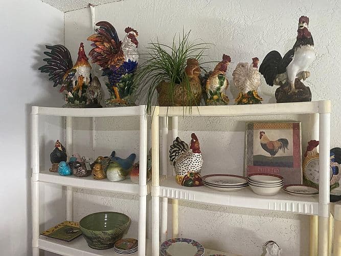 House Decorations, paintings, Yard tools, Furniture, Collectables