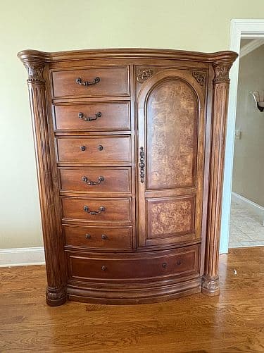 Estate Sale / Moving Sale