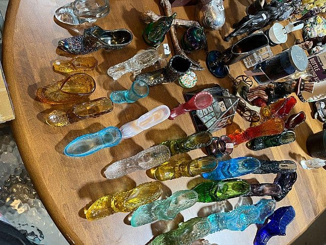 EPIC GARAGE sale Antiques, Tools, Vintage Collectibles, Home Decor, Camping