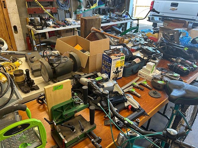 Yard/Garage Sale