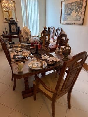 Furniture, Fine Collectibles, Jewelry & Rare Finds. Hundreds of fishing items — photo 1