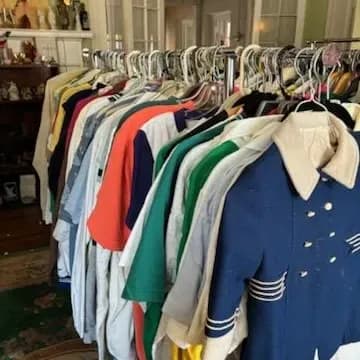 75% Off Sunday MONDAY DOLLAR DAY All items $1 Vint Clothing & Jewelry & More HUGE! THE BEST SALE OF