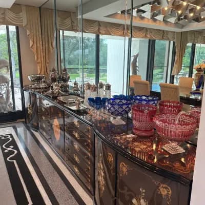 THE ALEXANDER ESTATE - A POSHLANDO PREMIER PRIVATE ESTATE SALE