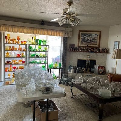 *SHAFTER* MY DAD HAD IT ALL - COME CHECK OUT HIS VINTAGE COLLECTIONS + MORE! CASH ONLY! — photo 1