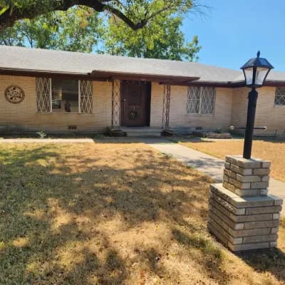 Aerl Estate Sale