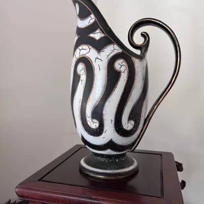 Lifelong Treasures - Larchmont Waterfont Home - Original Art - Antiques - Objet d'Art and Much More