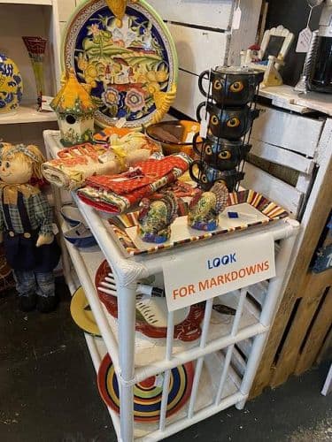 Markdown Madness! Check Out Rick's Thrifty Picks at Pickers Paradise — photo 1