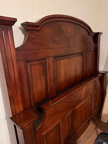 Downsizing tag sale