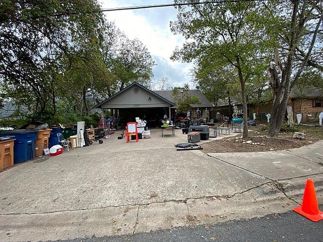 Multi-Family Garage Sale Saturday & Sunday