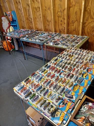 Calling all Hot Wheel, blow mold, records, tapes, and Pez collectors