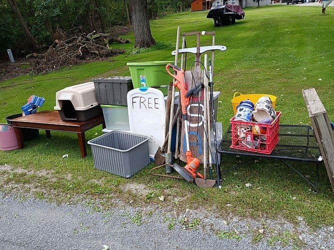 Free pile by roadside — photo 1