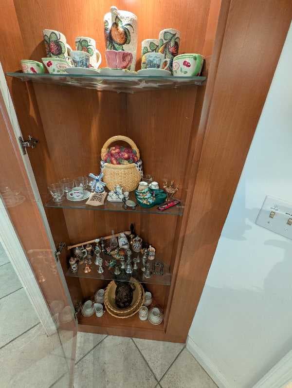 ESTATE SALE AT KINGS CREEK VILLAGE IN GLENVAR HEIGHTS — photo 1