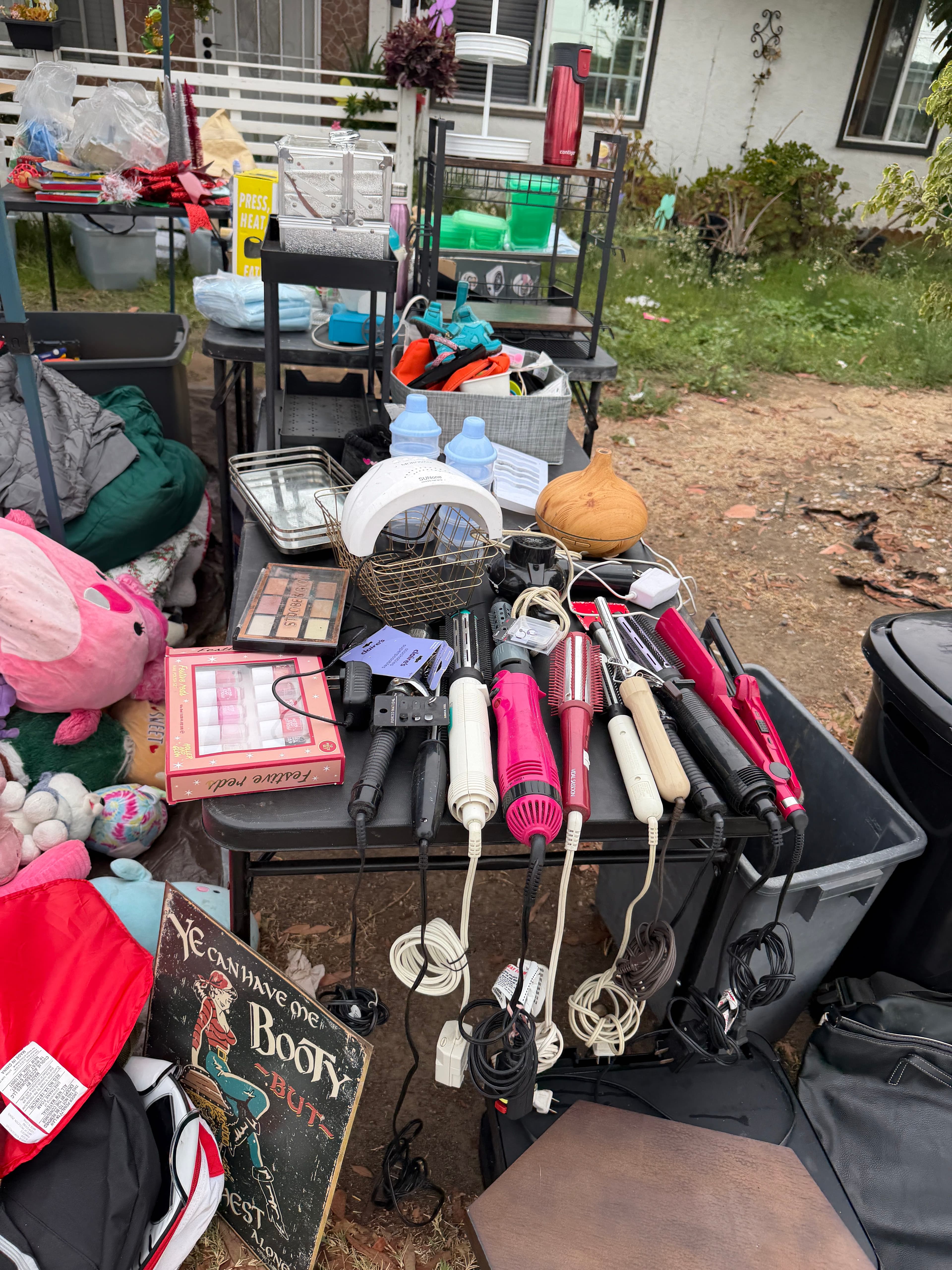 yard sale! everything great price