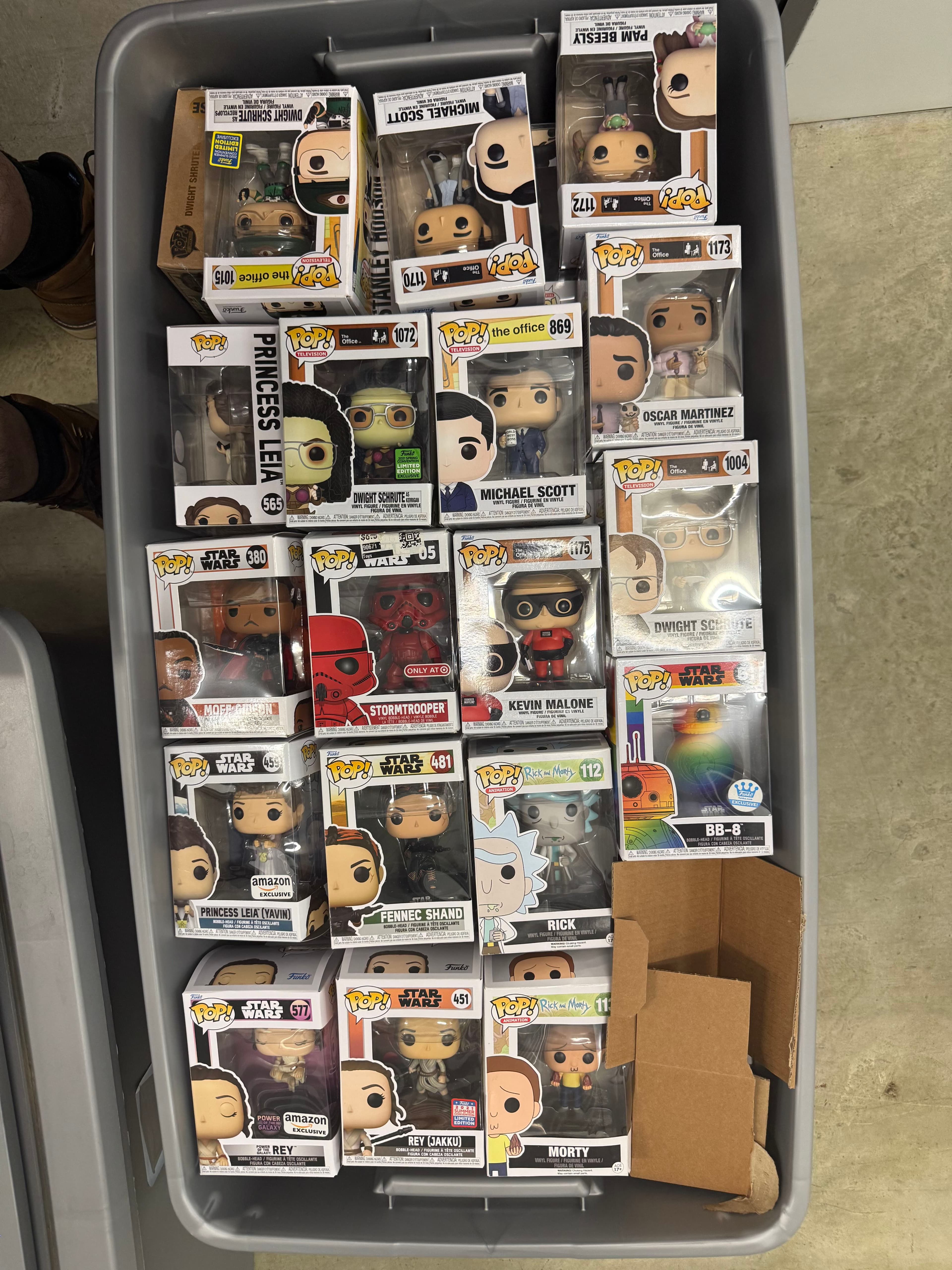 STORAGE DOWNSIZING & GARAGE SALE October 3-4, 2026