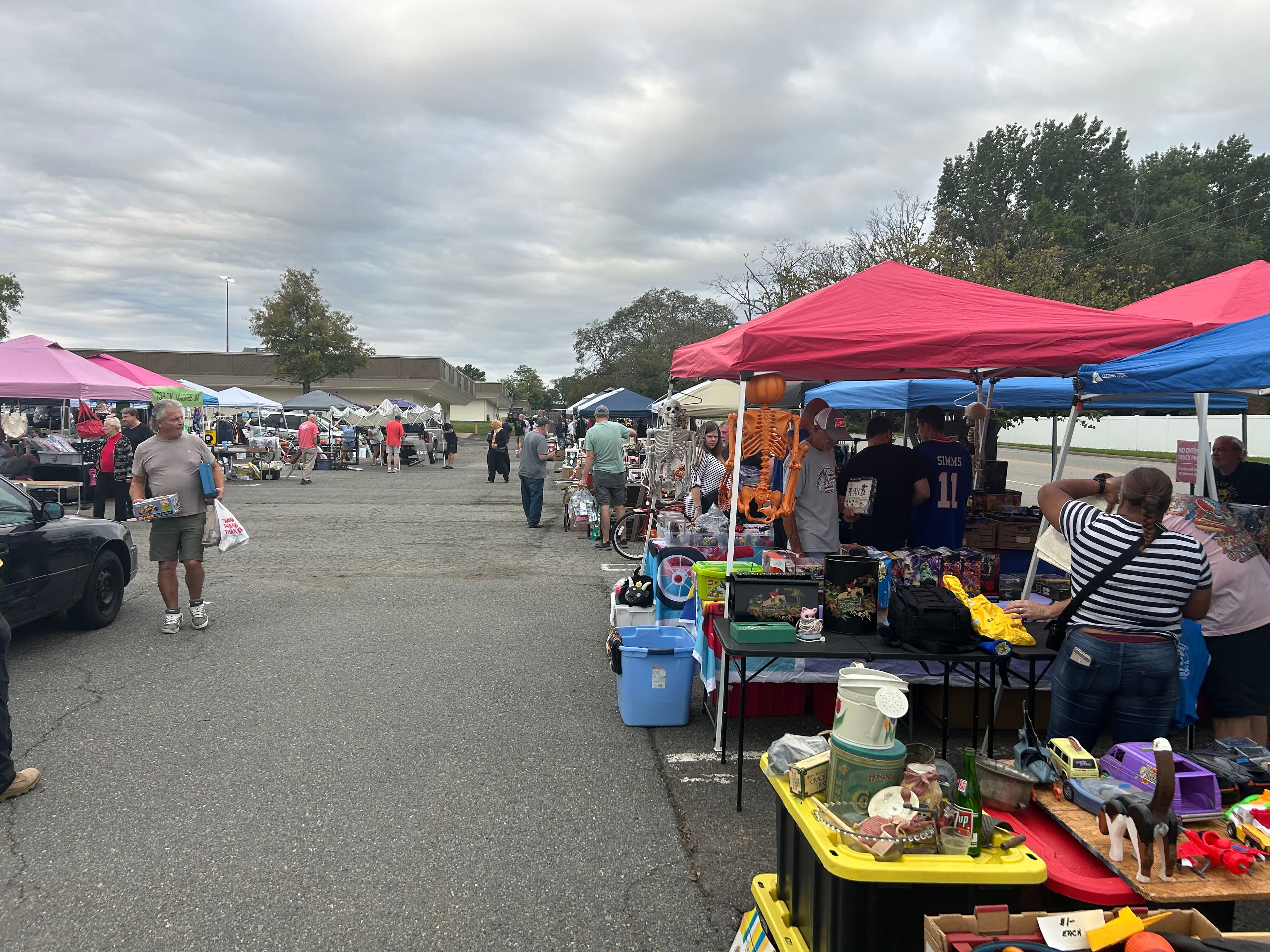 HUGE outdoor Flea Market