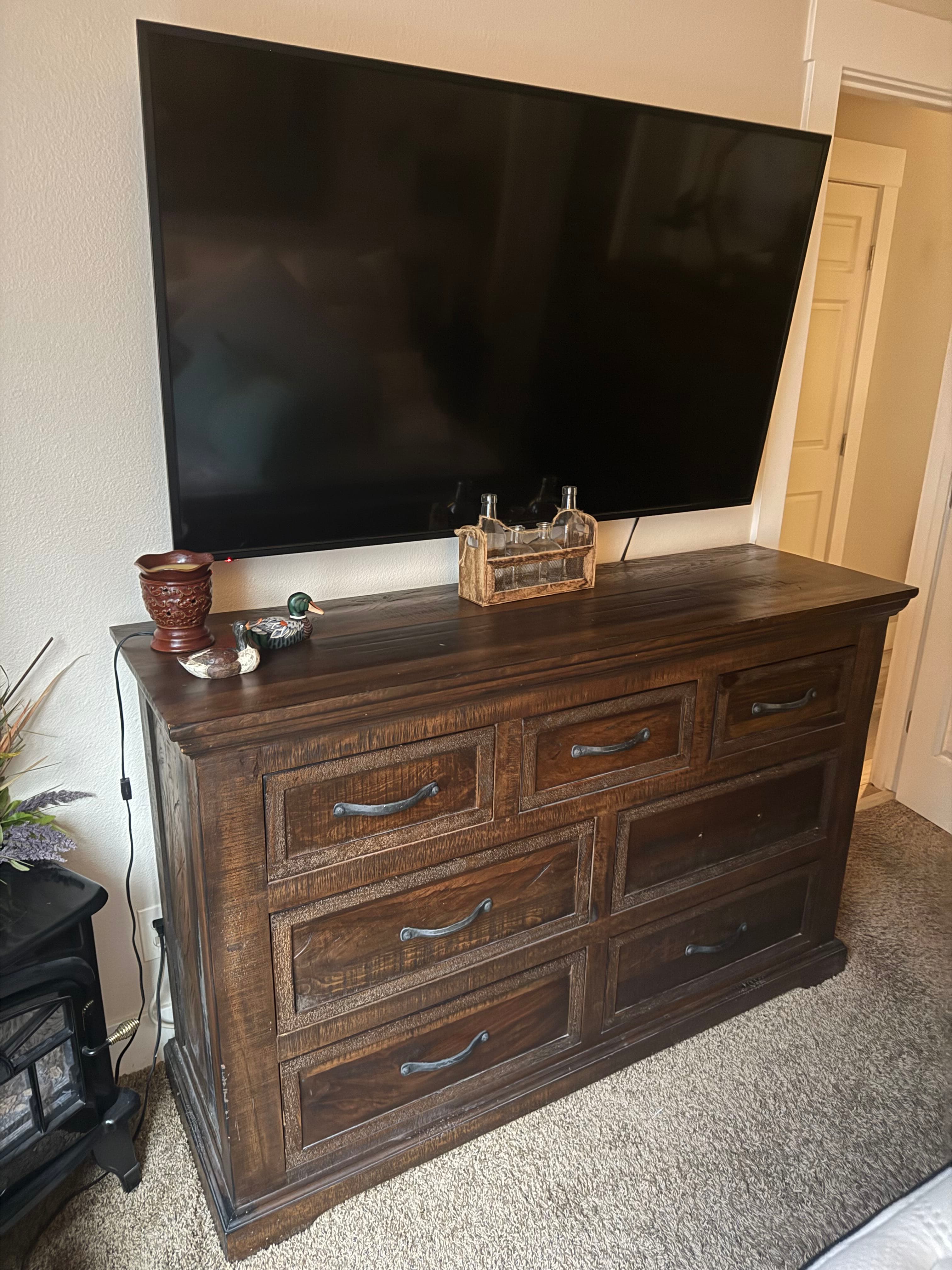 🔥 HUGE ESTATE / GARAGE SALE - STARTS SUNDAY 8AM! 🔥 — photo 1